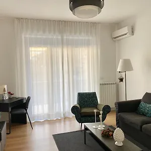 https://home-22-appartamento-in-centro-storico-catania.catania-hotels.net